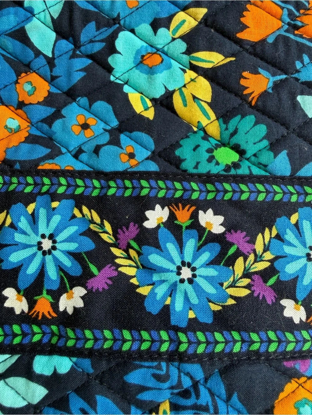 VERA BRADLEY Hanging Travel Bag Midnight Blues